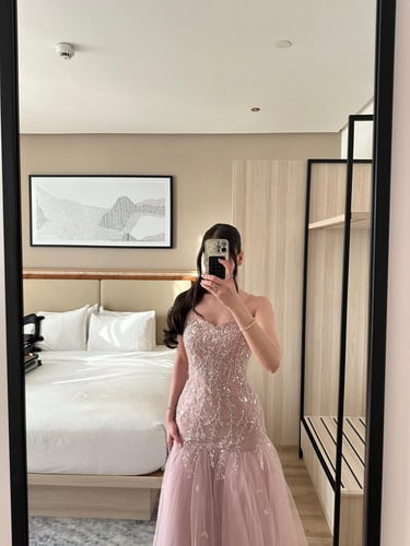 فستان سهرة تل كلوش