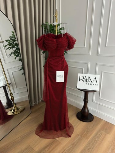 فستان سهرة أحمر أنيق