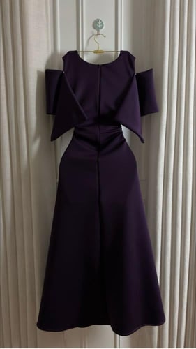 فستان سهرة أنيق بلون بنفسجي