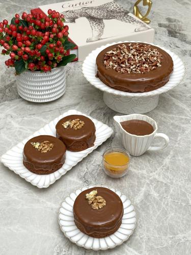 دورة كيكة التمر مع صوص التوفي
