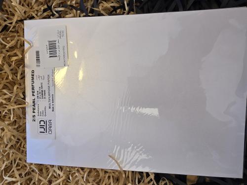 ورق دارا PEARL 220 جرام معطر (نص درزن)