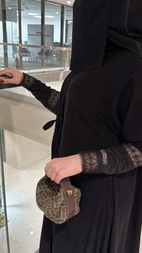 عباية غاليه