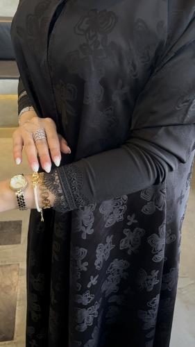 Reetaj abaya