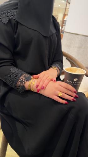 عباية ريناد