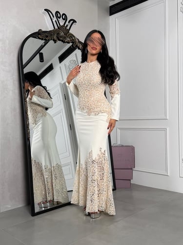 Long lace dress