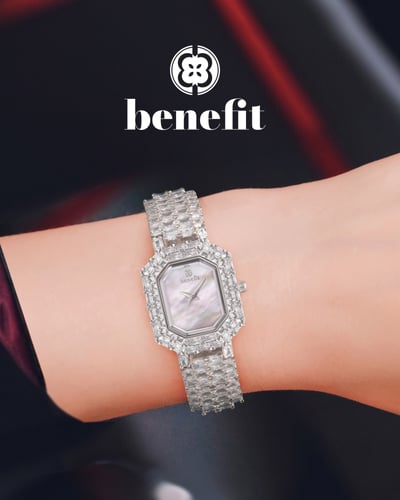 ساعة نسائية ماركة بنفيت فضي مينا صدفي موديل BNSSW0...