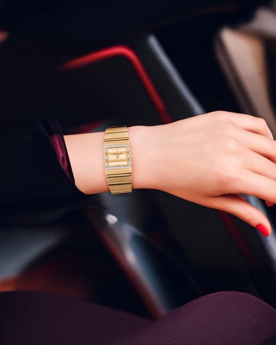 ساعة الماس نسائية صناعة سويسرية ماركة جي اف فيرري...