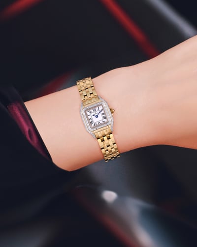 ساعة الماس نسائية ماركة دايموند هيل صناعة سويسرية...