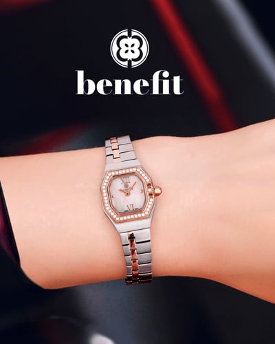 ساعة نسائية ماركة بنفيت فضي روز مينا صدفي موديل BN...