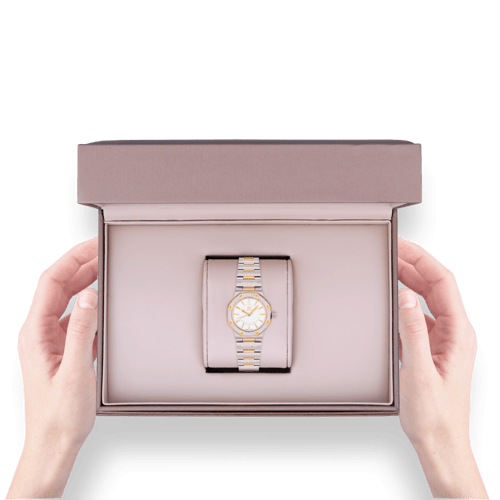 ساعة الماس نسائية ماركة جي اف فيرري فضي ذهبي GF170...