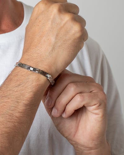 سوار رجالي من لوتس ستايل Men in Black ستانلس ستيل...