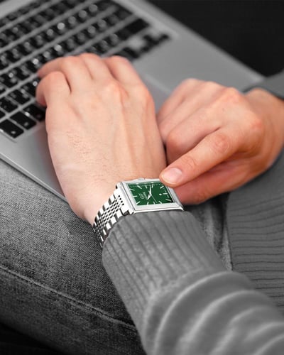 ساعة رجالية ماركة جي اف صناعة سويسرية موديل GF8097...