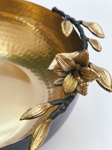 صحن مدور كبير بمسكة اغصان