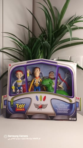 لعبة مركبة باز