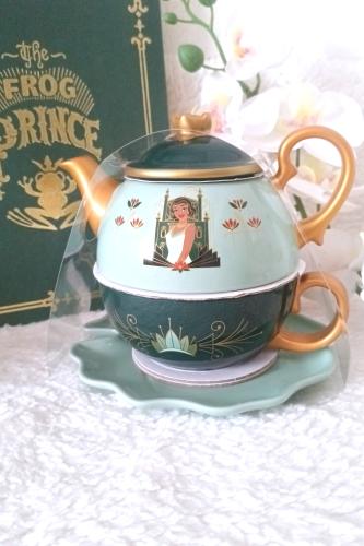 ابريق مع كوب تيانا