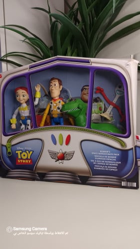 لعبة مركبة باز