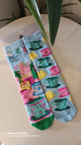 جوارب اليس في بلاد العجائب