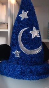 قبعة مبكي الساحر