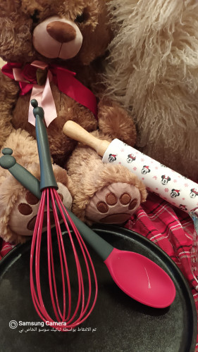 طقم ملعقة طبخ و مضرب الكيك ميكي ماوس