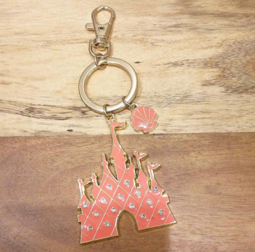 ميدالية قلعه ديزني