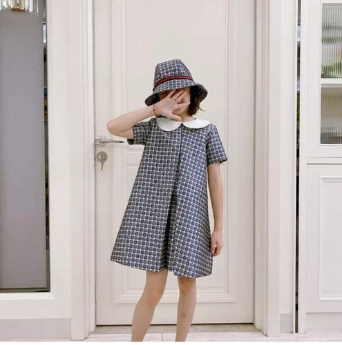 فستان قوتشي أزرق راقي