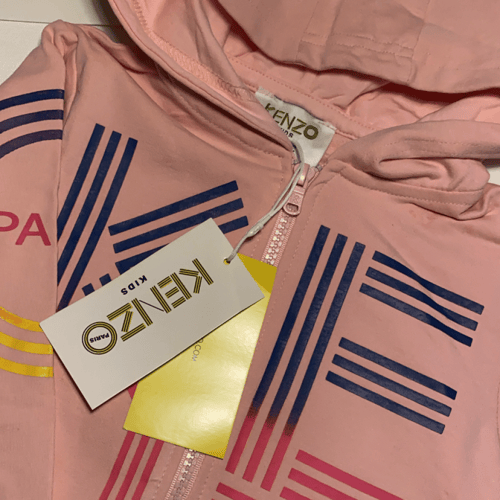 بدلة كينزو بقبعة