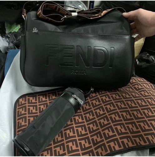 شنطة فيندي للمواليد