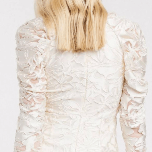 فستان طويل فخم سكري