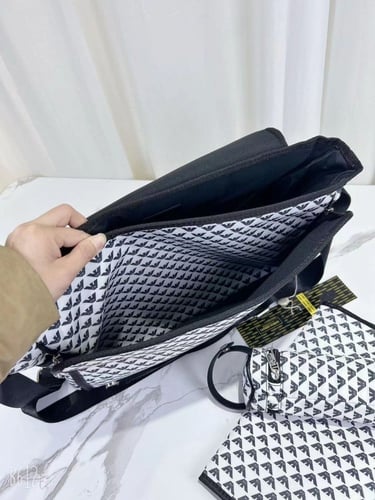 شنطة ارماني فخمة