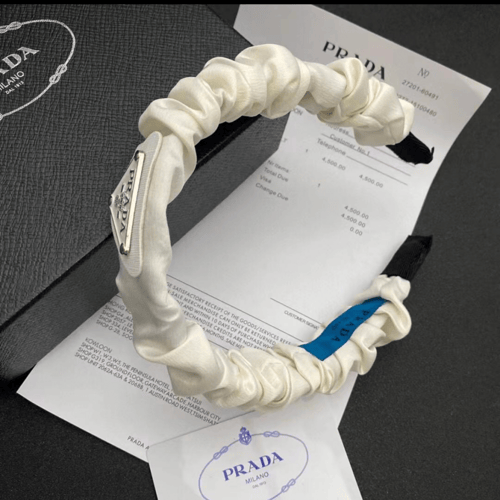 طوق برادا فخم