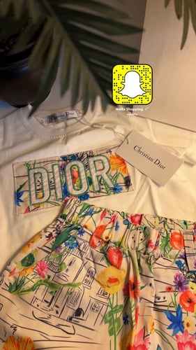 بدلة ديور بناتي قطعتين