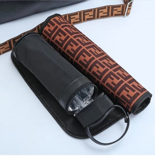 شنطة فيندي للمواليد