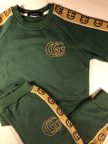 بدلة قوتشي صوف