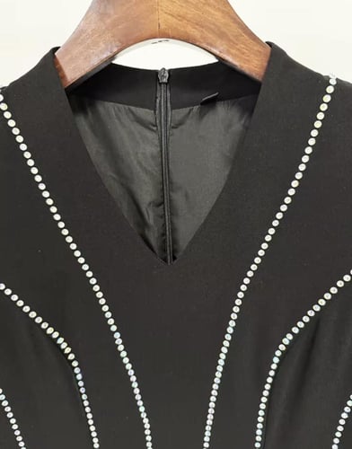 فستان نسائي فخم مطرز بالألماس فخم