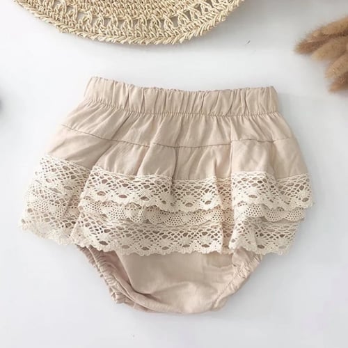 لبس قطعتين بكشكش