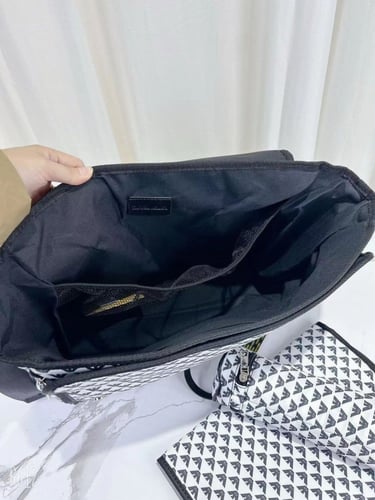 شنطة ارماني فخمة