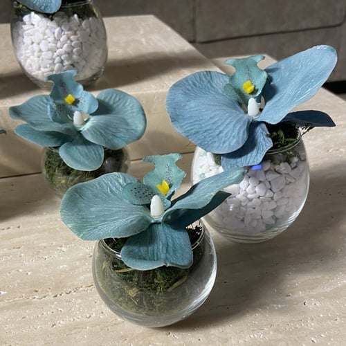 فازه ورد صناعي