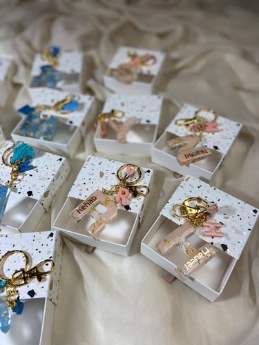 ميدالية احرف