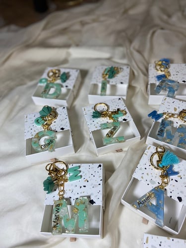 ميدالية احرف