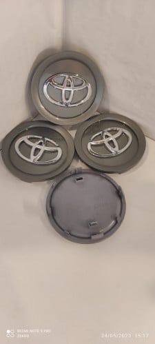 غطاء جنط هايلكس وفورشنر قطعة واحدة