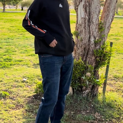 هودي يوم التأسيس بفتحة اصبع