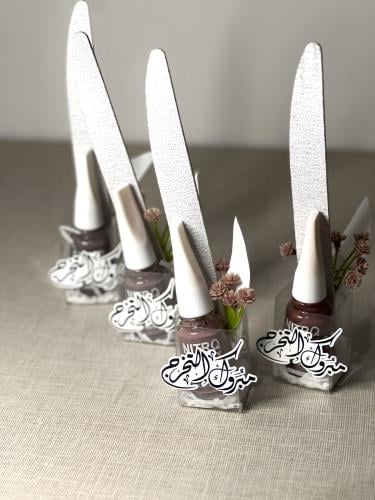 مبرد اظافر و مناكير