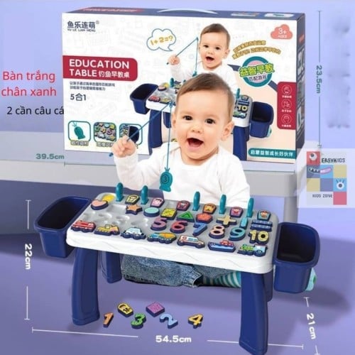 طاولة تعليمية مع صيد