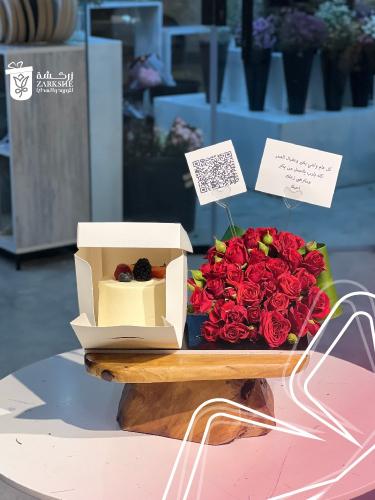 تنسيق ورد مع كيك