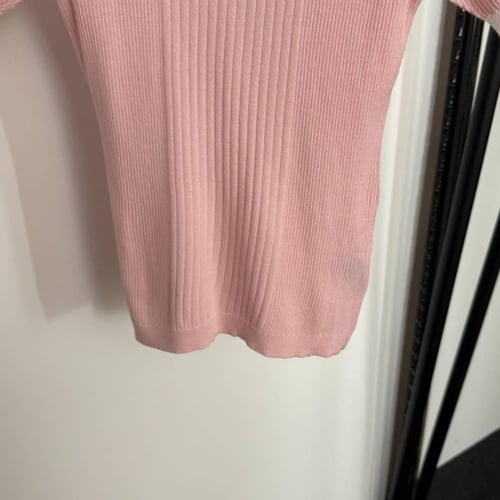 بلوزة شانيل صوف هاي كواليتي