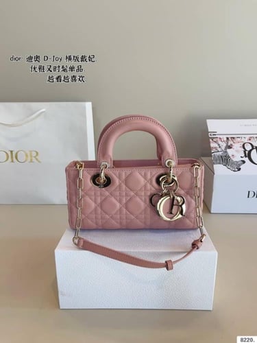 شنطة ديور ماستر كواليتي lady D-joy سمول
