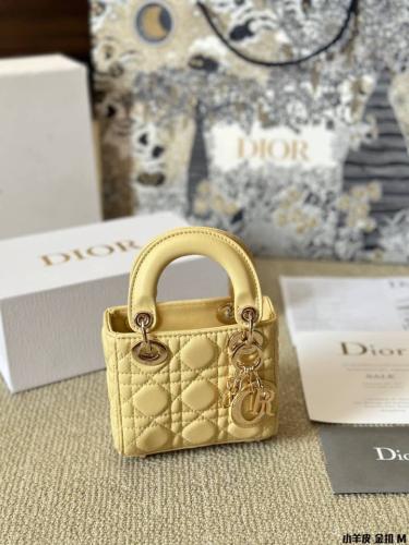 مايكرو ليدي ديور ماستر ذهبي lady Dior