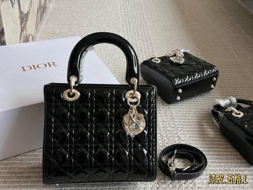 شنطة يد ليدي ديور ماستر lady Dior