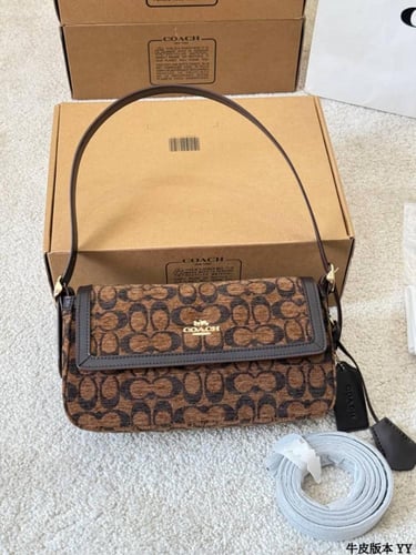 شنطة يد كوتش ماستر