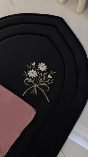 طقم العبير الأسود